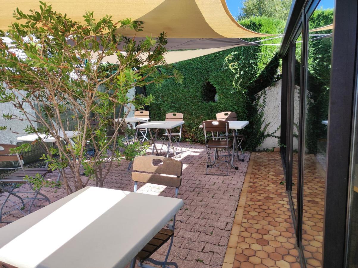 Hôtel Kyriad Tarbes Odos Extérieur photo