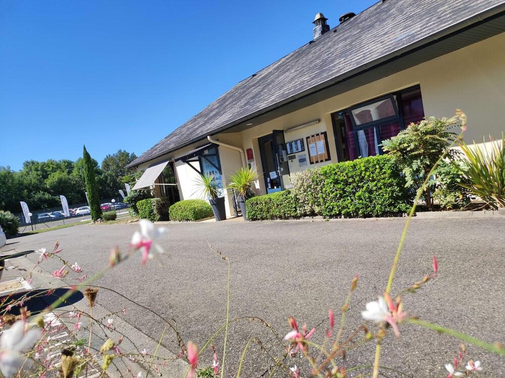 Hôtel Kyriad Tarbes Odos Extérieur photo